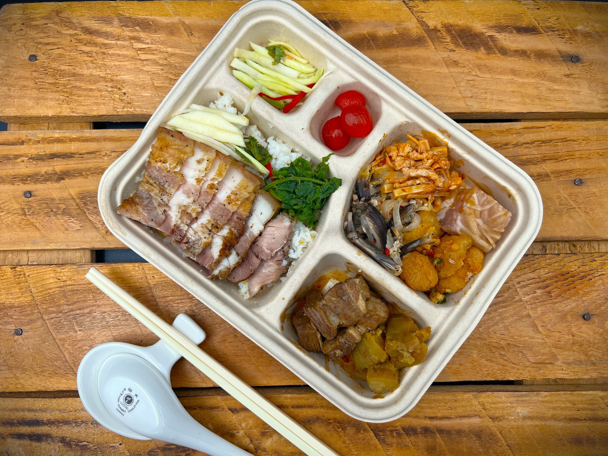 主題餐食宣傳照（圖片僅供參考，請以實物為準）